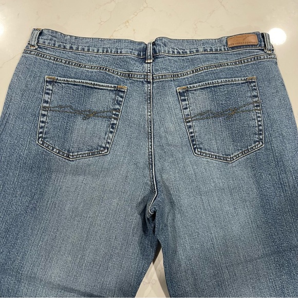New York & Company Denim Blue Jeans Average Bootcut Size 18 - Picture 8 of 12